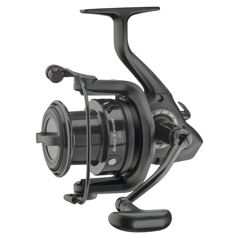 Daiwa Kołowrotek Black Widow 25A